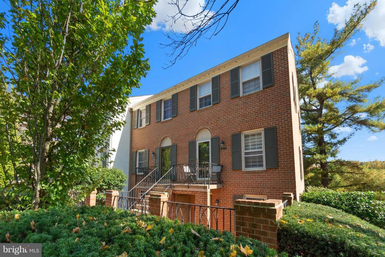 3261 Sutton Place - Photo 1