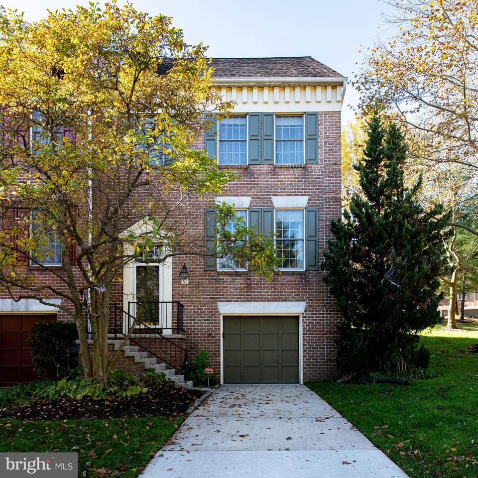41 Goucher Woods Court - Photo 1