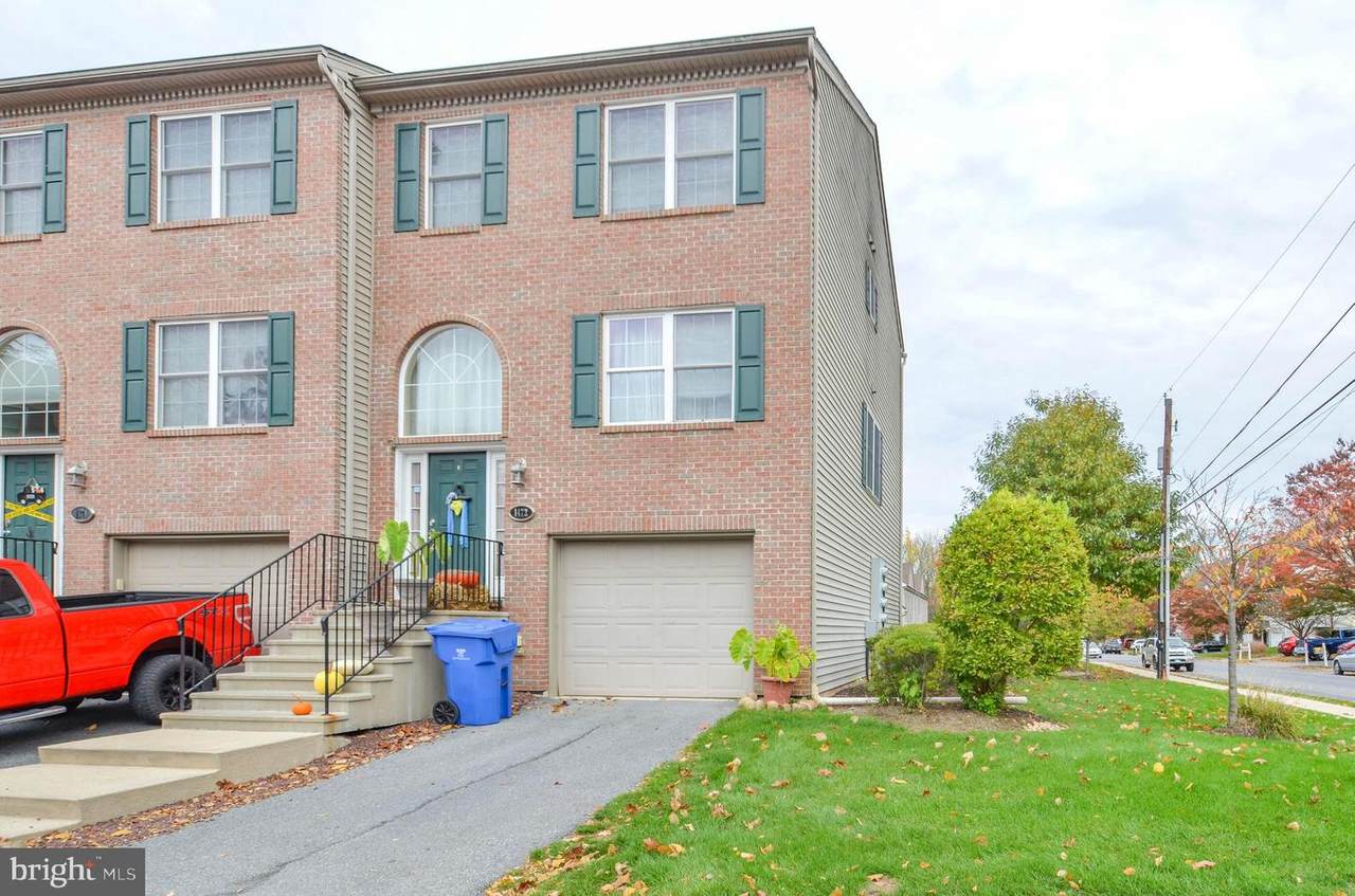 1472 Ravena Street - Photo 1