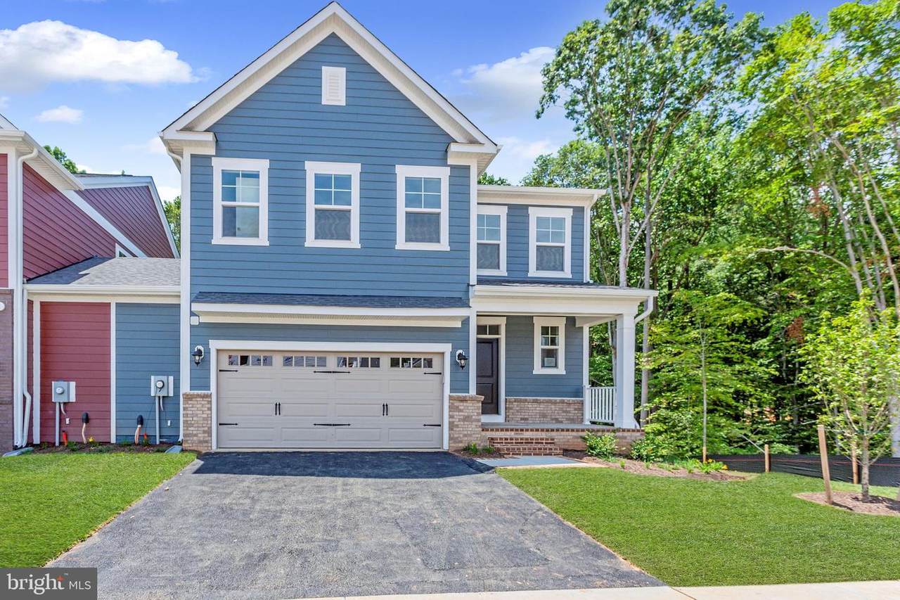 7890 Meadowlark Glen Road - Photo 1