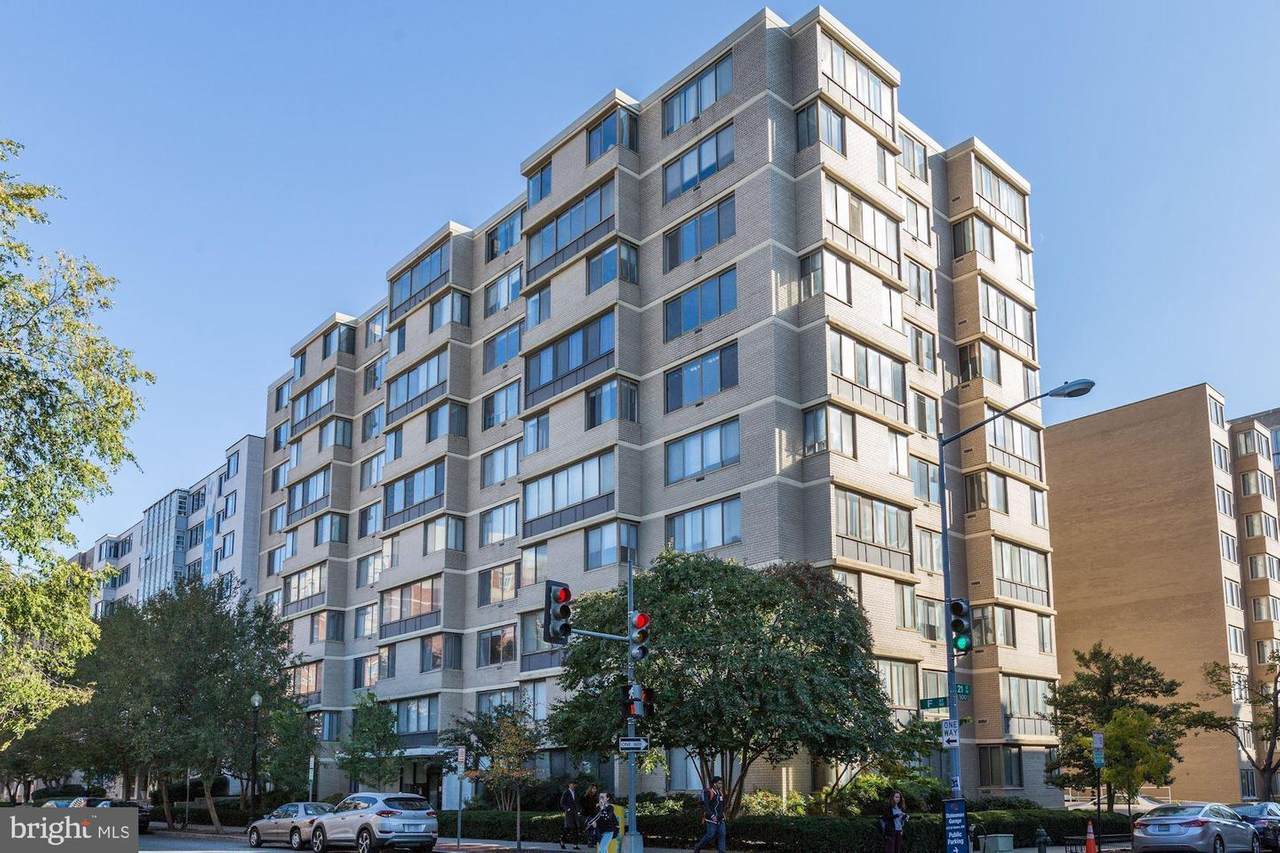 2030 F Street - Photo 1
