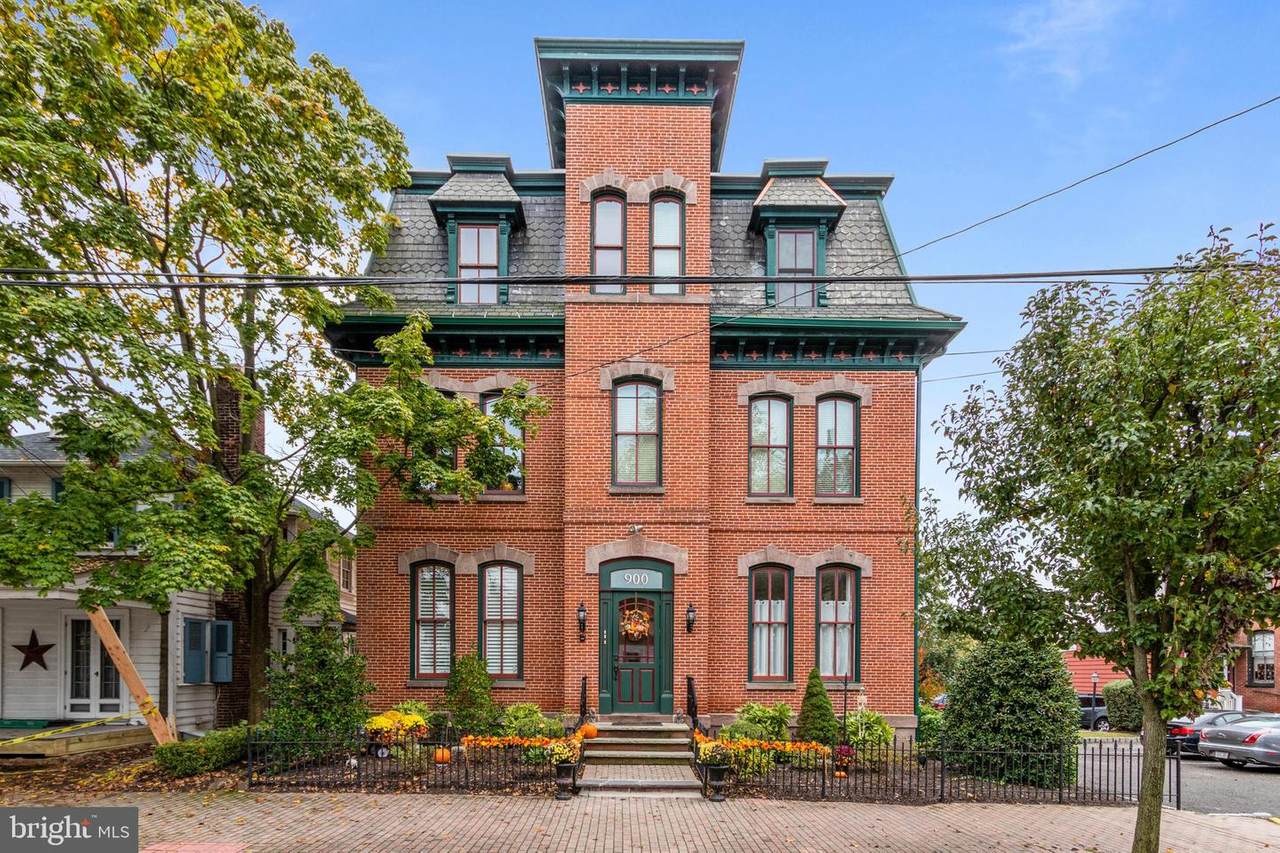 900 Radcliffe Street - Photo 1