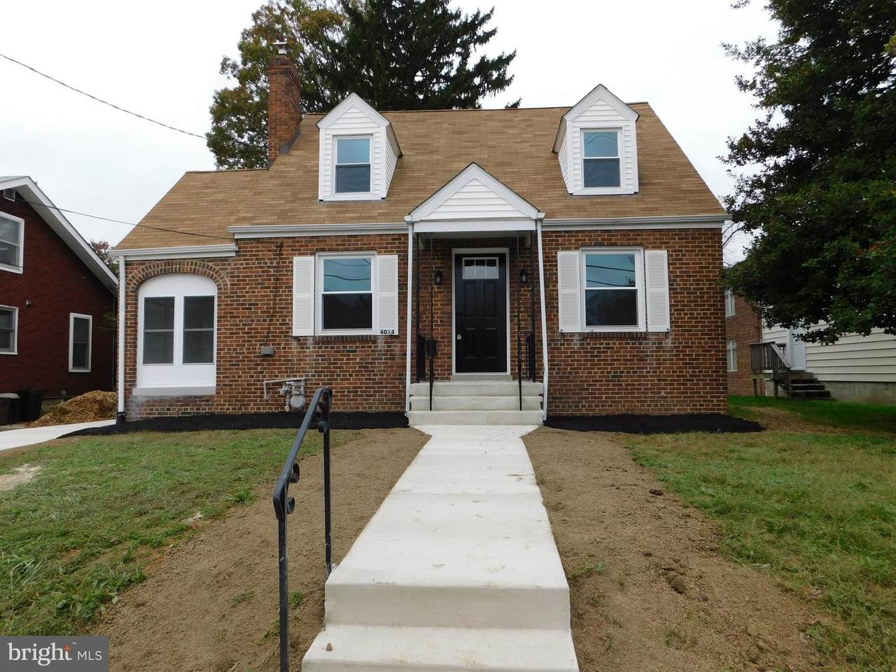 4014 32ND Street - Photo 1
