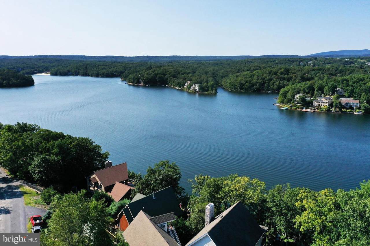 419 Laurel Drive - Photo 1
