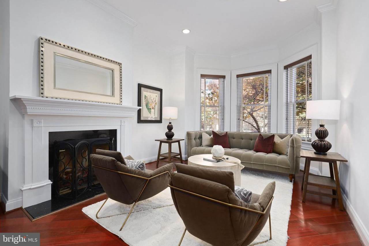 1832 Calvert Street - Photo 1