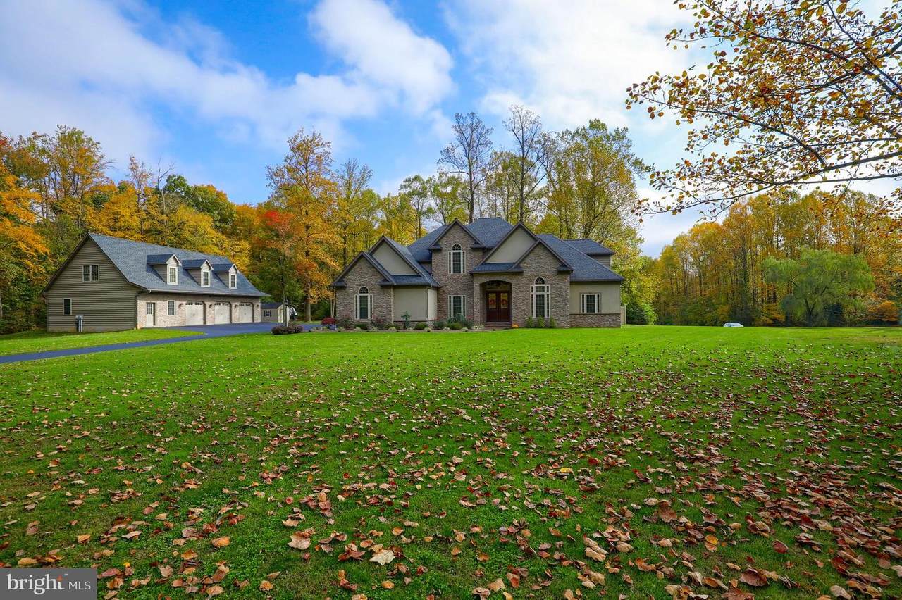 471 Hill Road - Photo 1