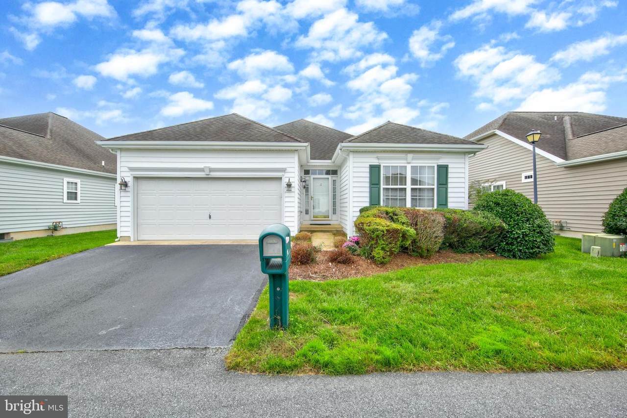 16 Adriatic Drive - Photo 1