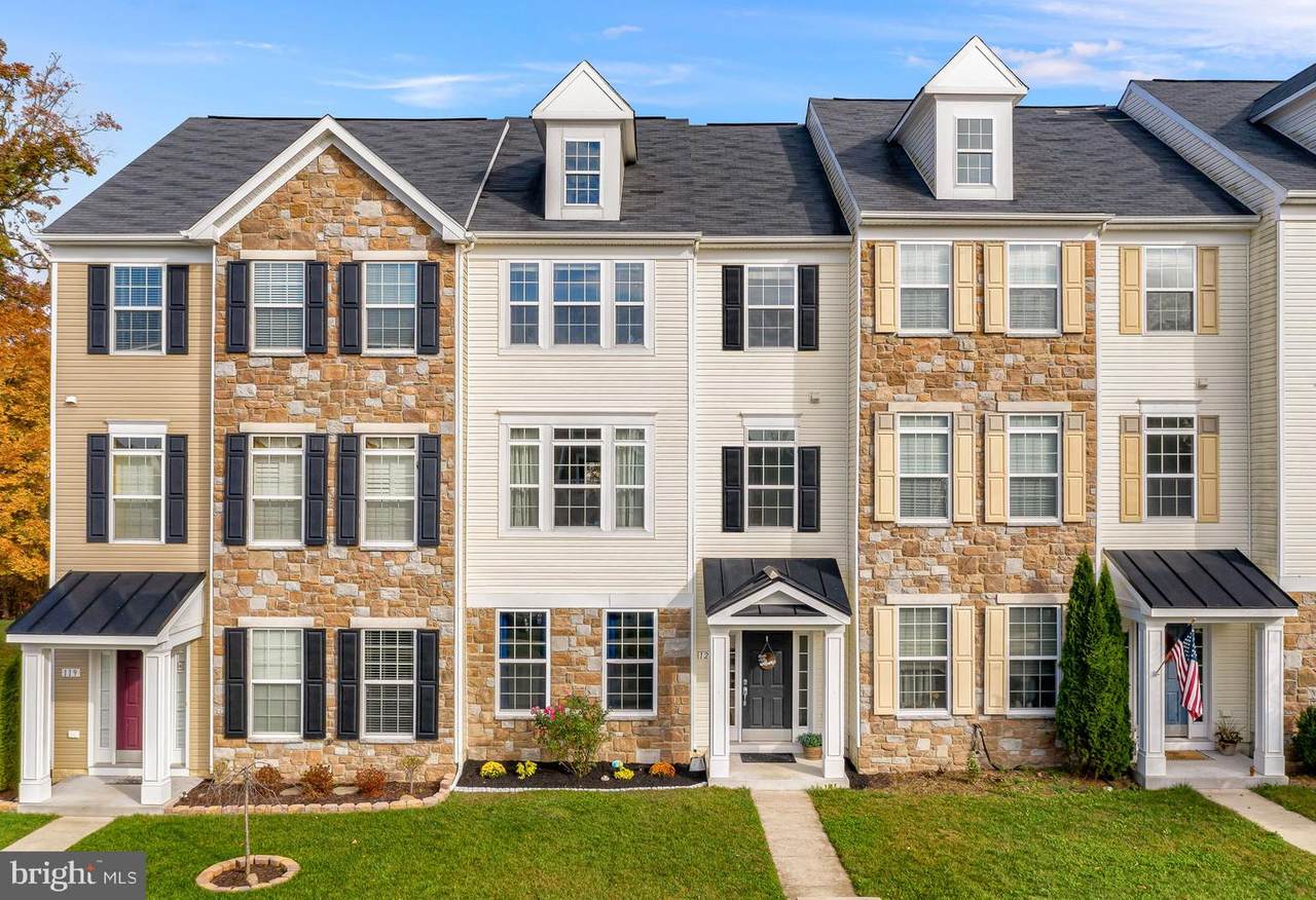 121 Cheshire Court - Photo 1