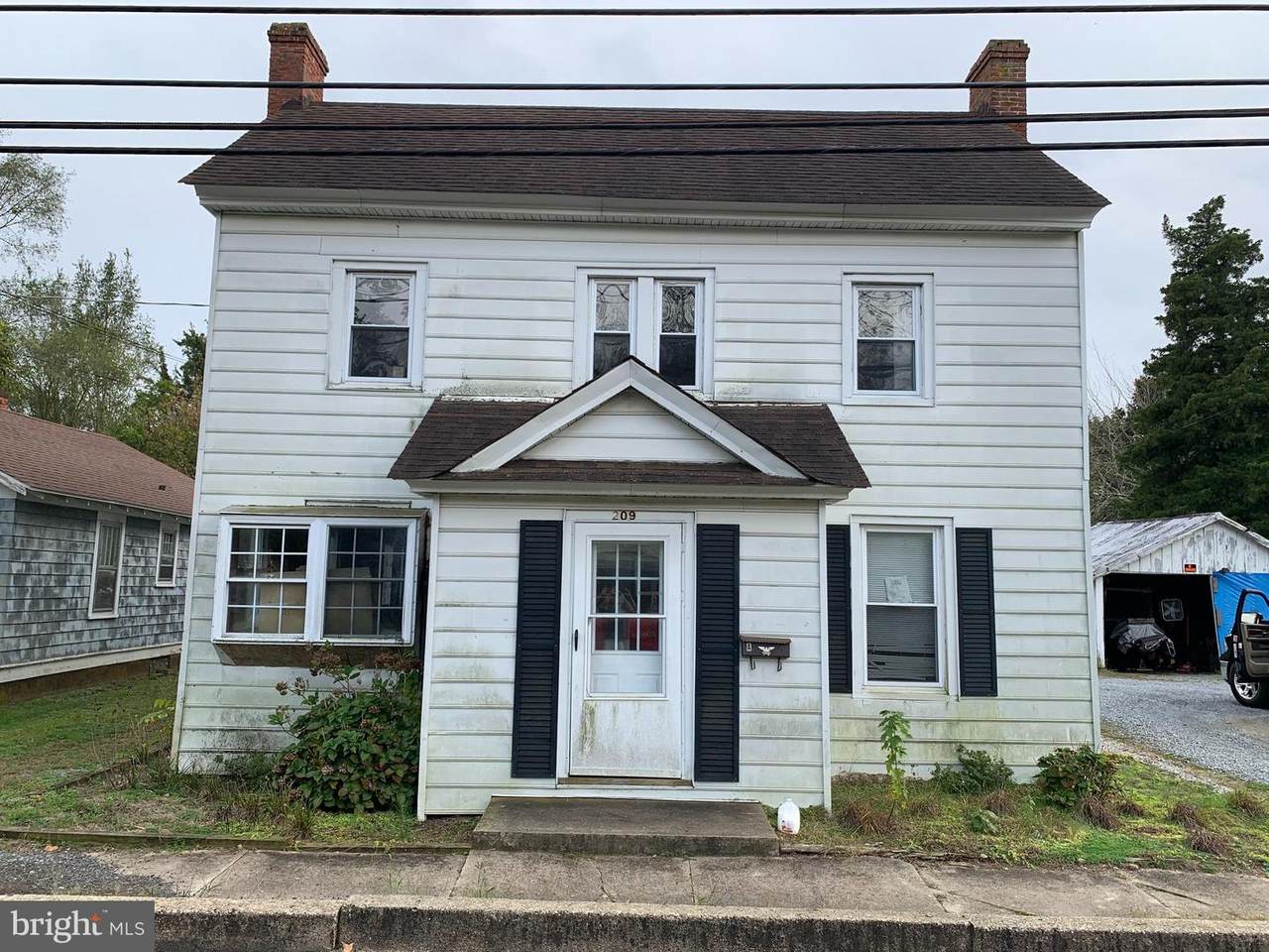 209 Central Avenue - Photo 1