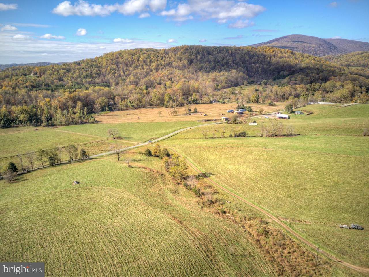 405 Kinderhook Road - Photo 1