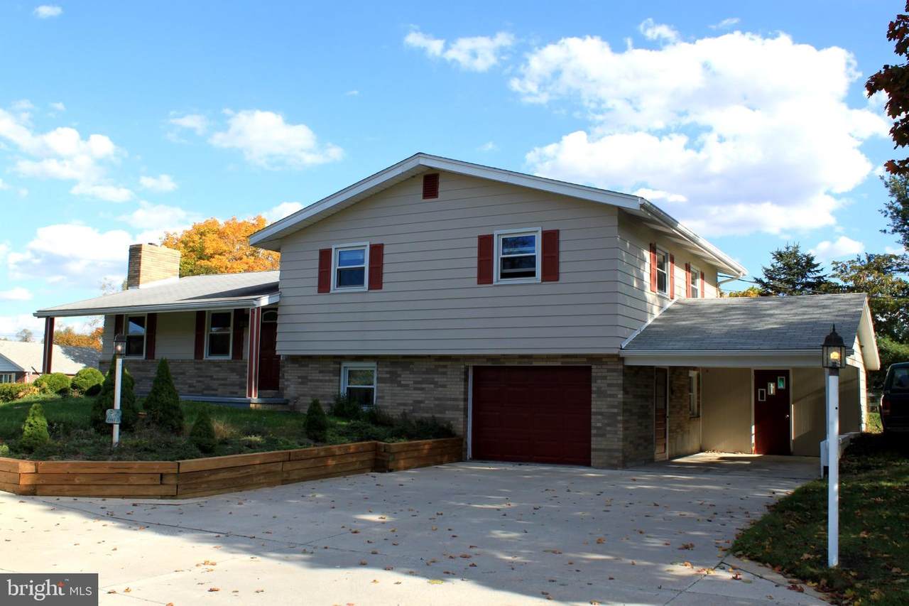 6413 Wyndswept Lane - Photo 1