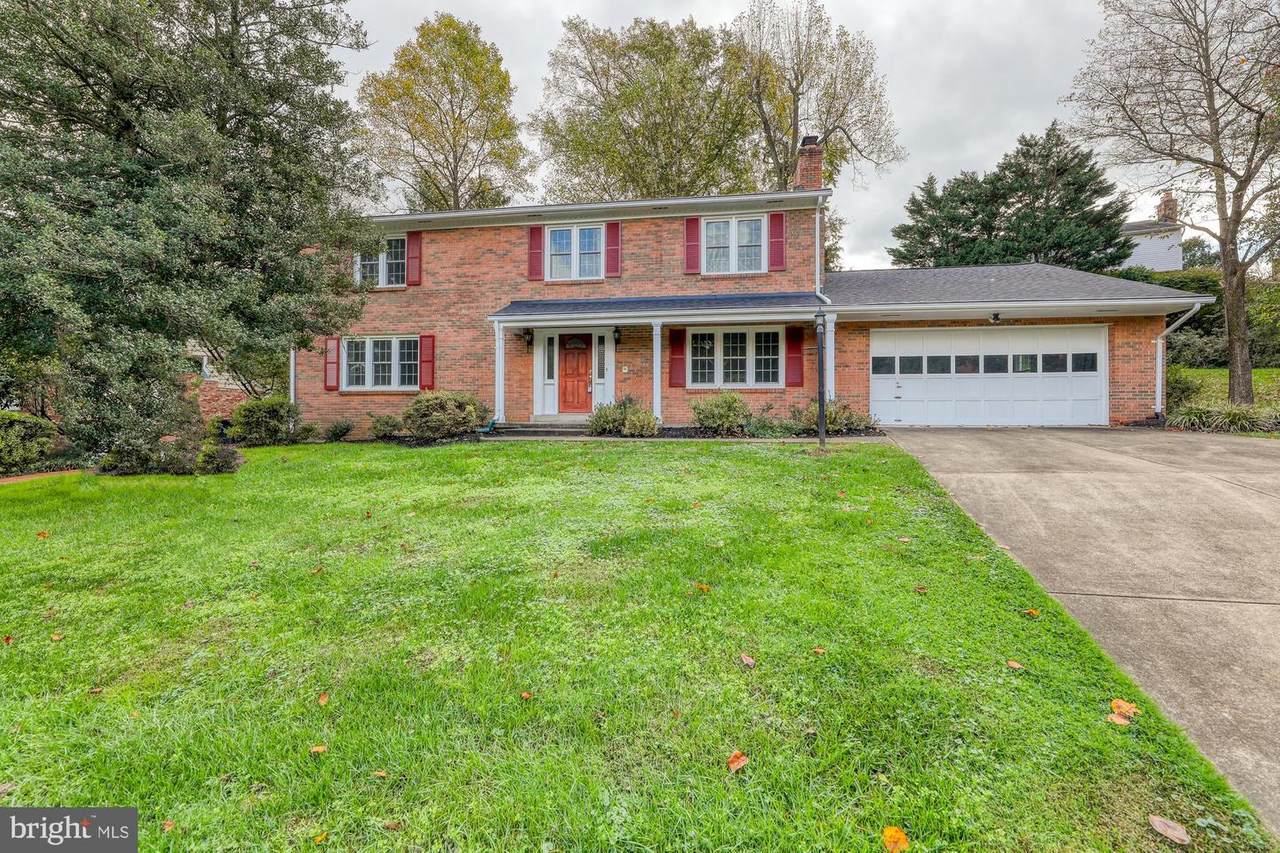 7725 Desdemona Court - Photo 1