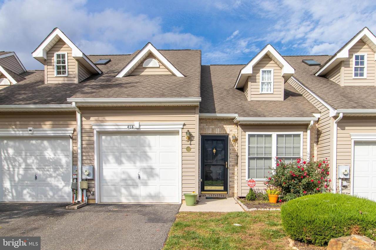 416 Sweetman Drive - Photo 1