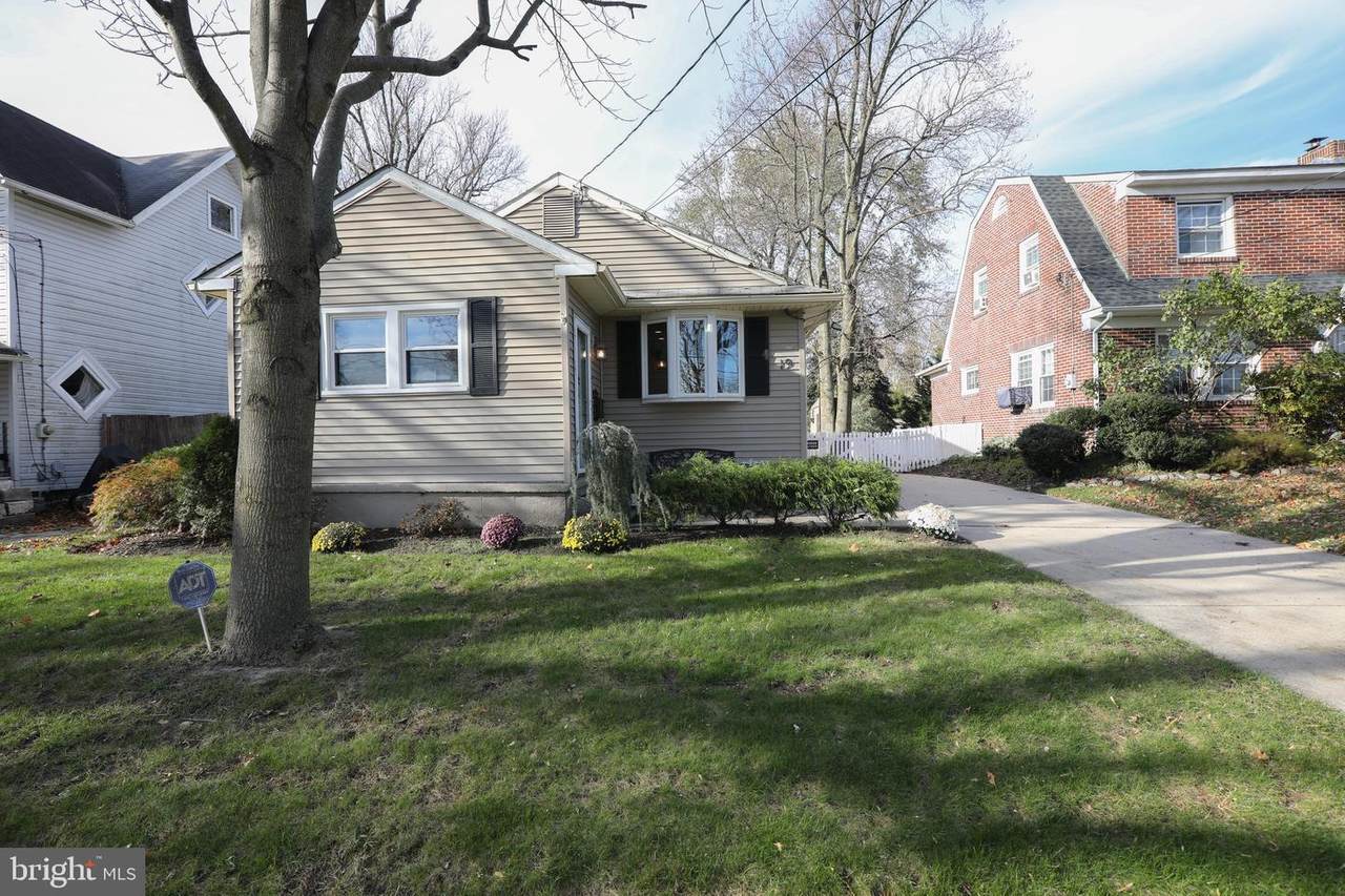 19 Oxford Avenue - Photo 1