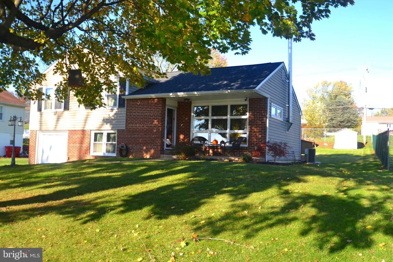787 Overlook Drive - Photo 1