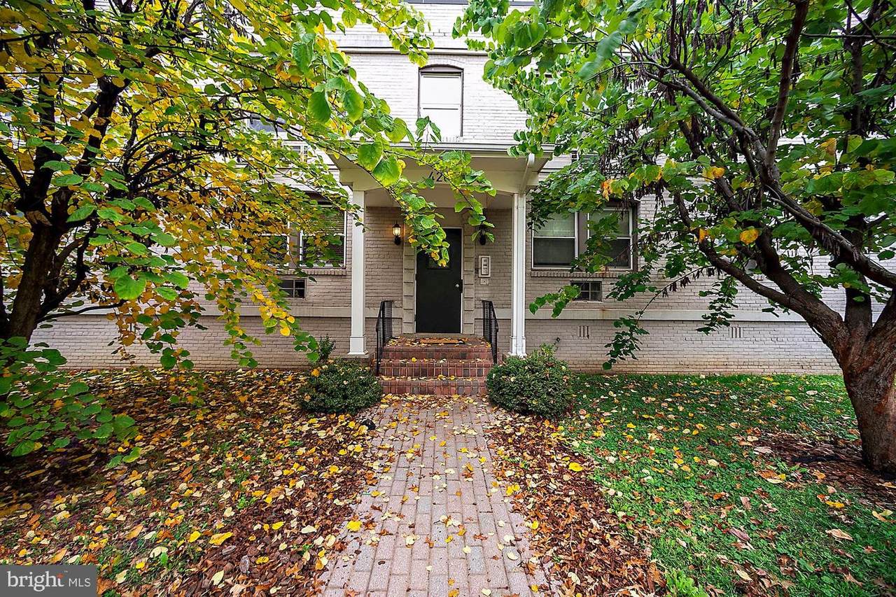 420 Oklahoma Avenue - Photo 1