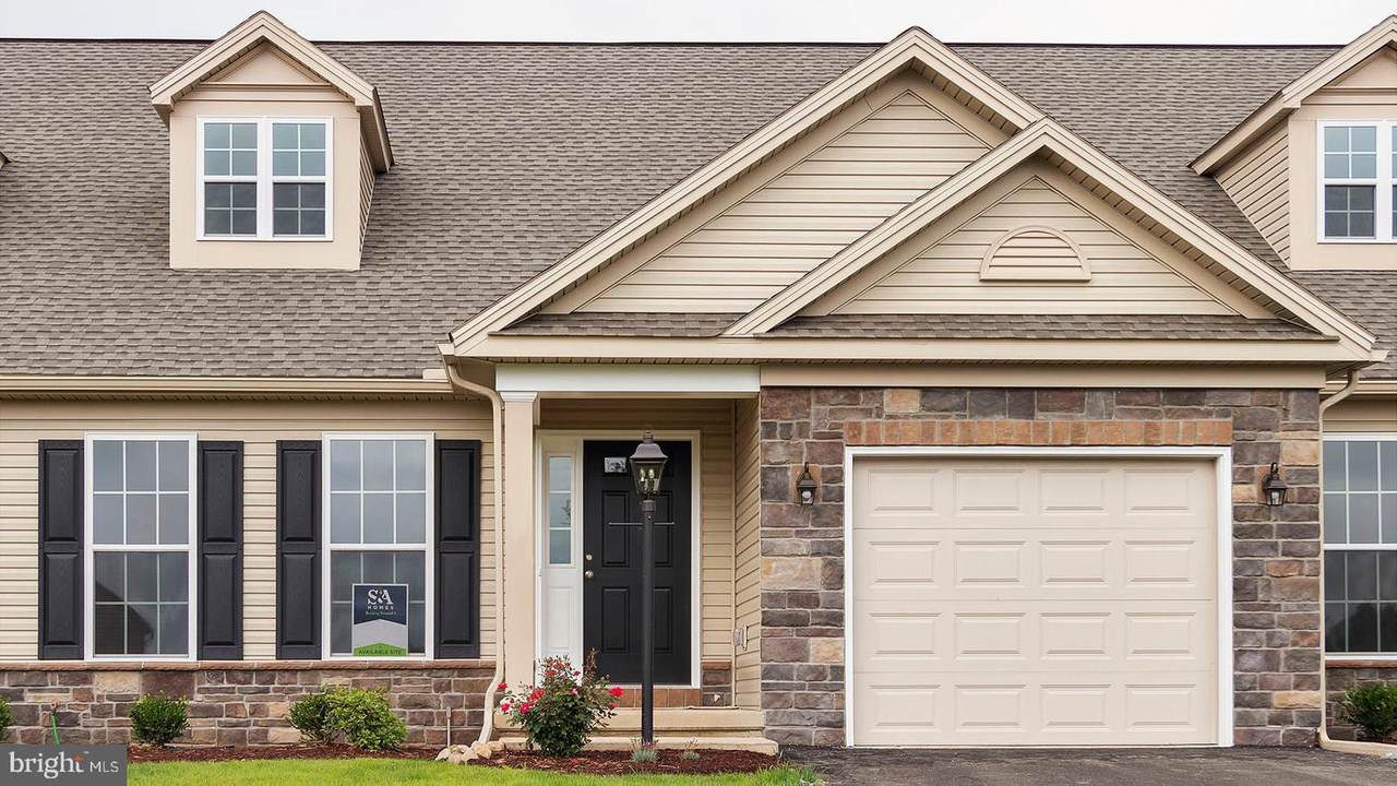 212 Thorncrest Drive - Photo 1