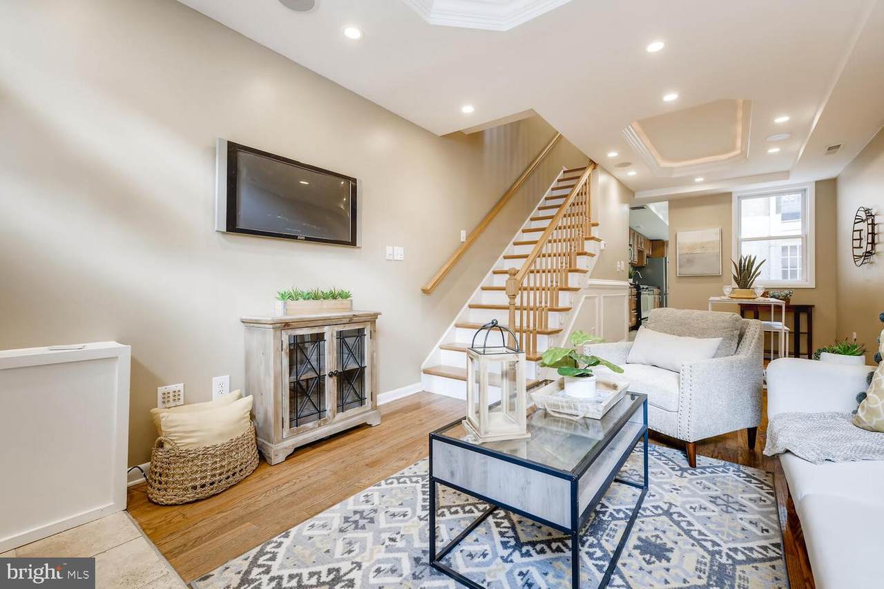 2204 Cambridge Street - Photo 1