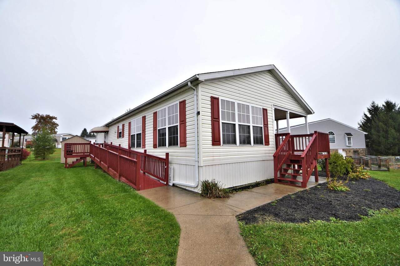 122 Parkside Court - Photo 1