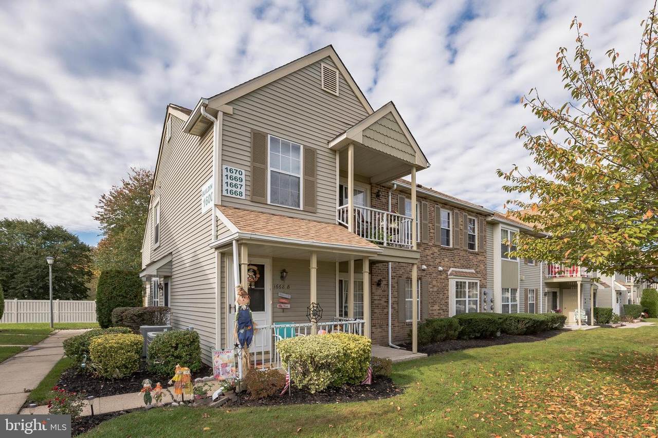 1667-A Thornwood Drive - Photo 1