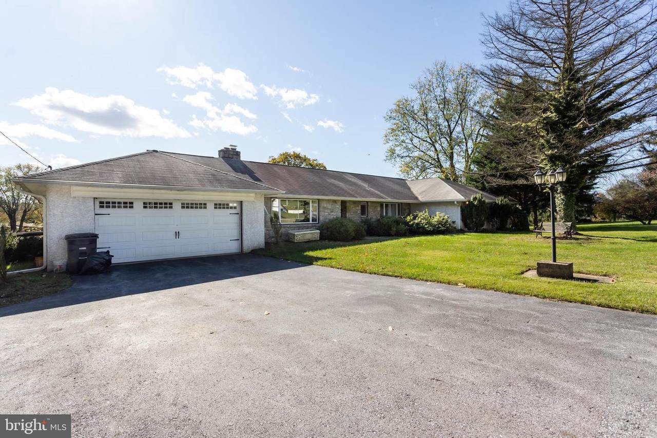 704 Kings Highway - Photo 1