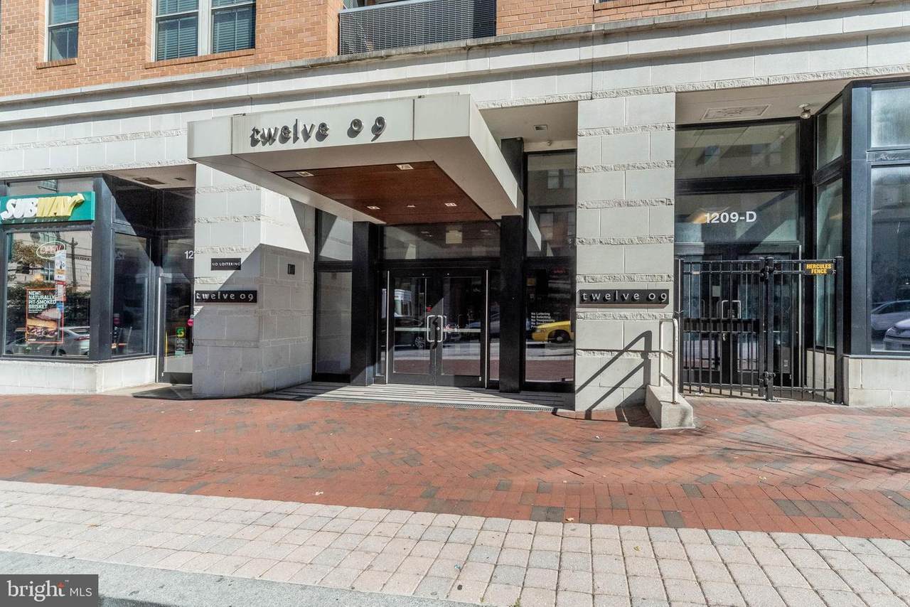 1209 Charles Street - Photo 1