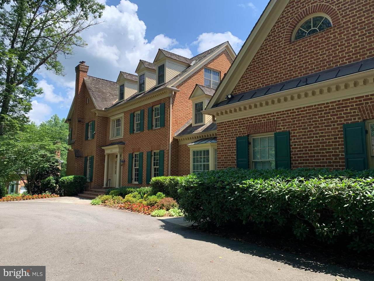 9005 Fernwood Road - Photo 1
