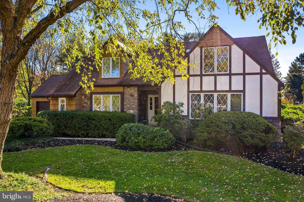 39 Laurel Wood Drive - Photo 1
