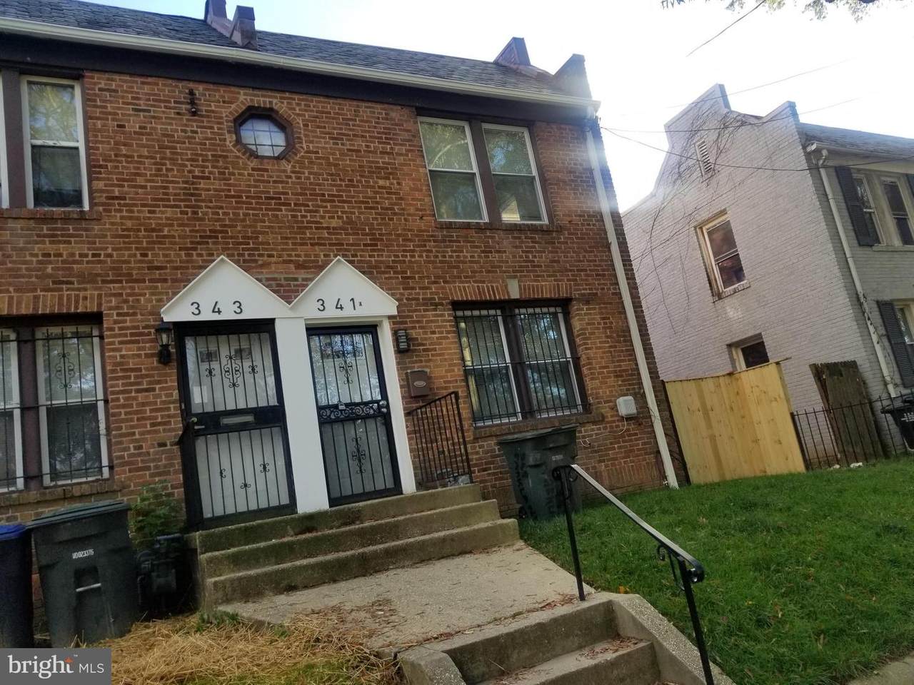 341 Parkland Place - Photo 1