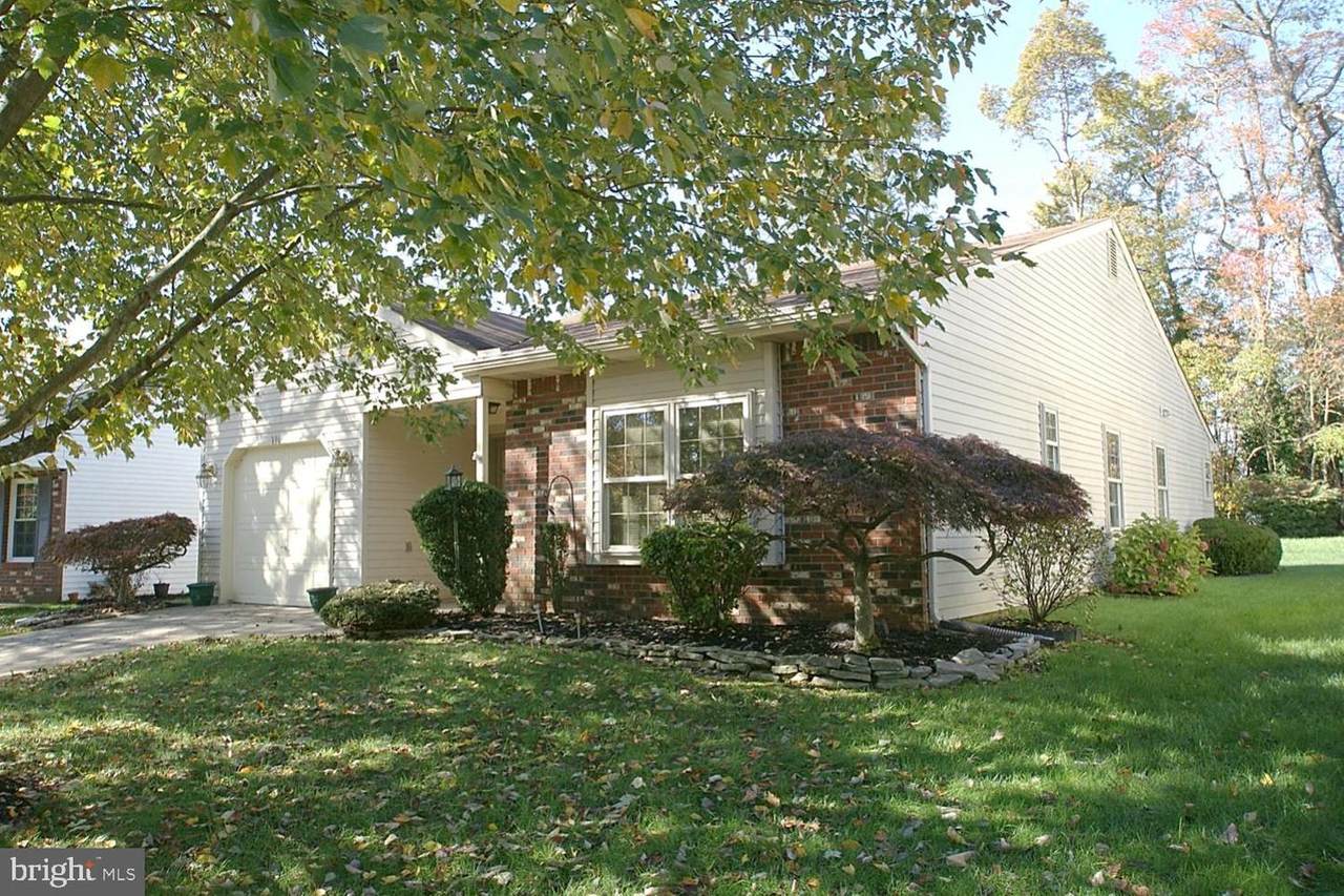 110 Candlelight Court - Photo 1