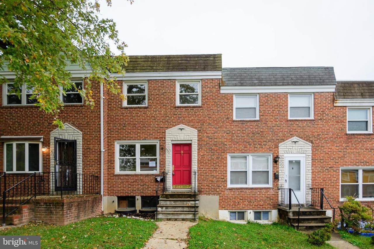 4337 Plainfield Avenue - Photo 1