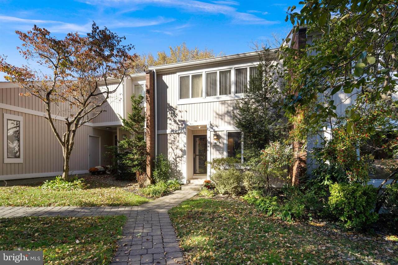 6 Cameron Court - Photo 1