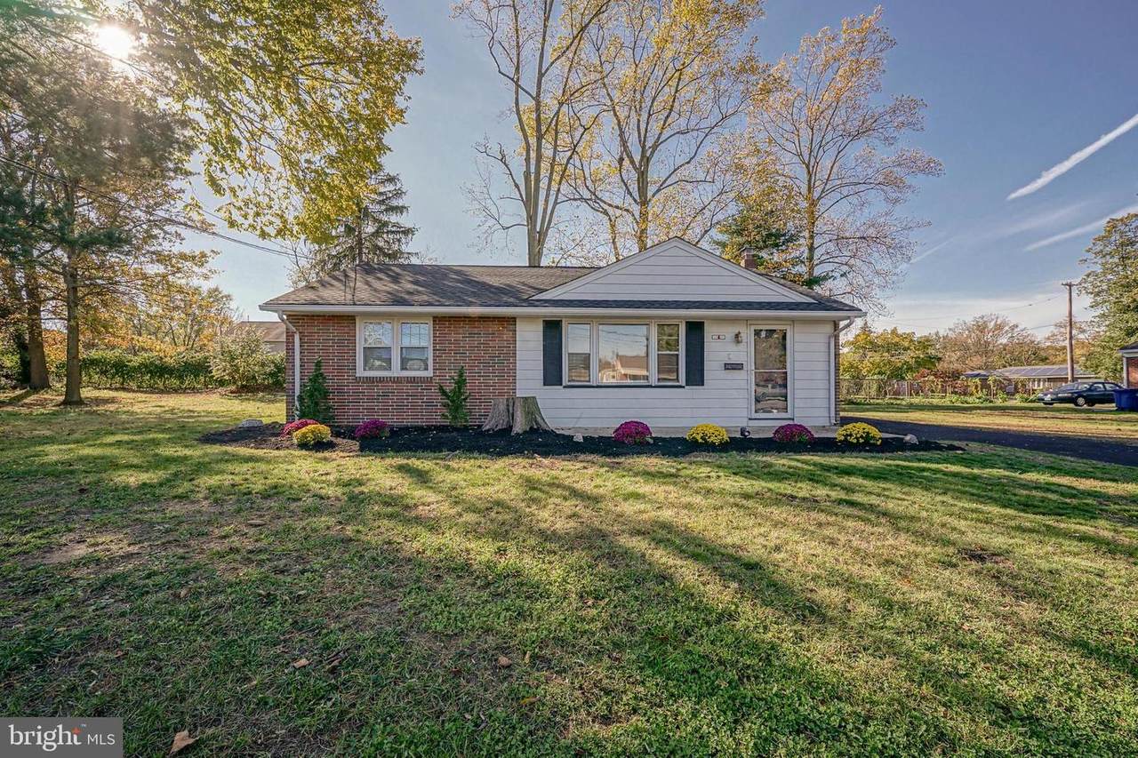 4 Johnson Place - Photo 1