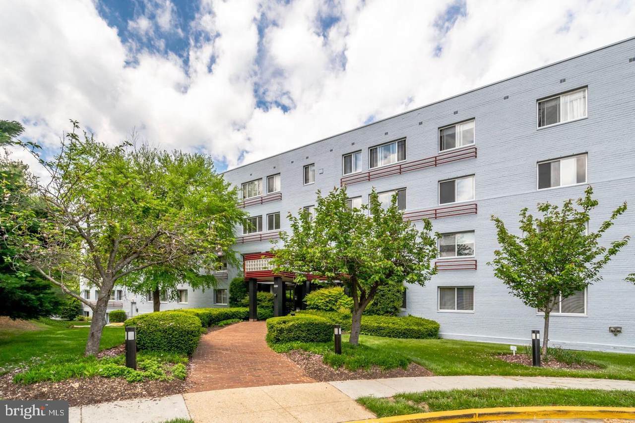 3701 5TH Street - Photo 1