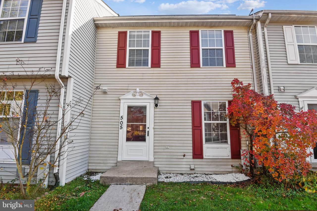 505 Realm Court - Photo 1