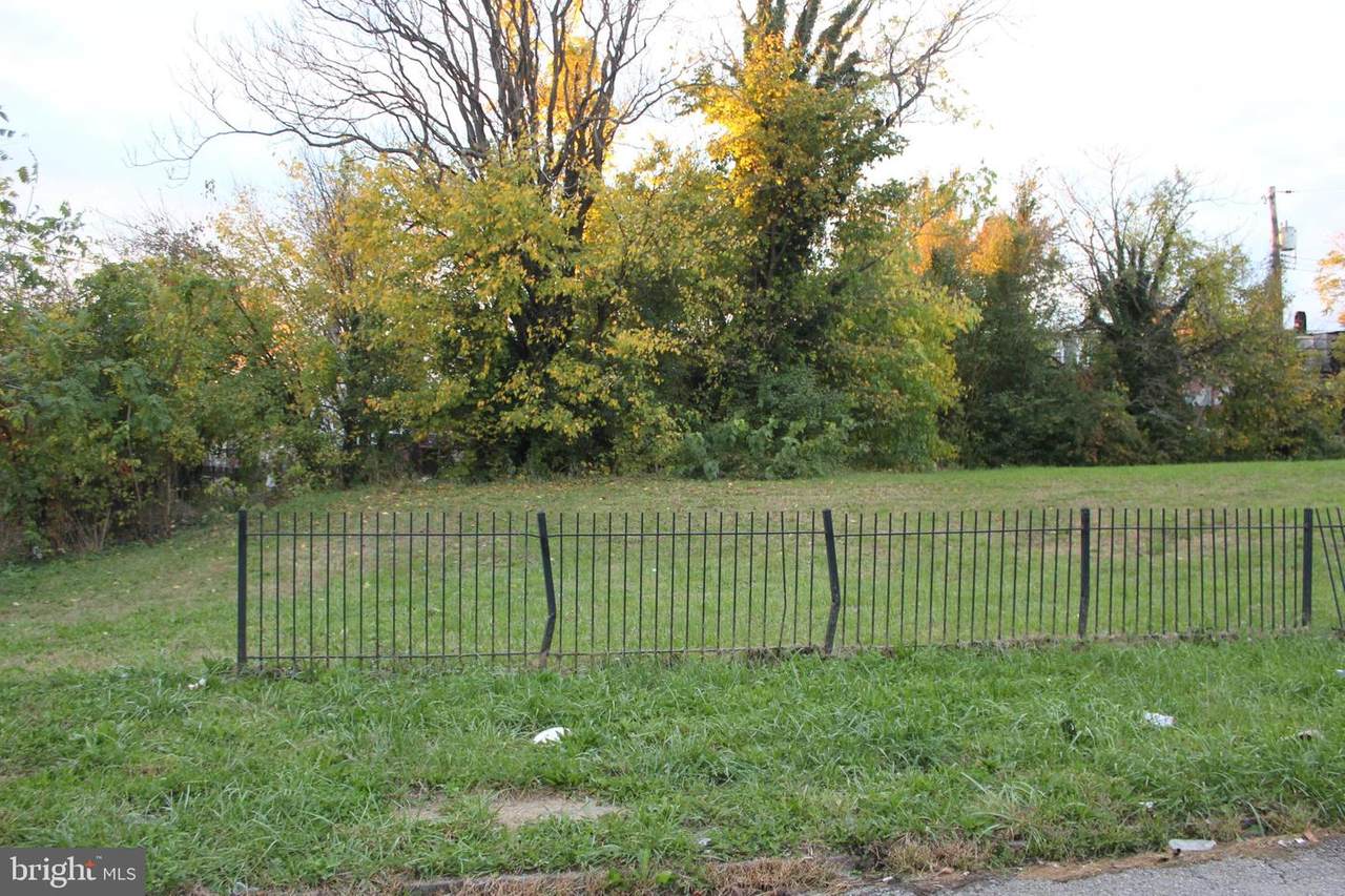 1804 Castle Street - Photo 1