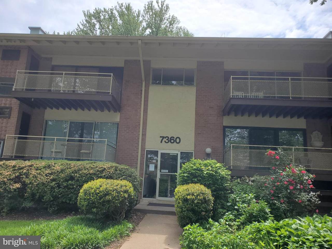 7360 Lee Highway - Photo 1