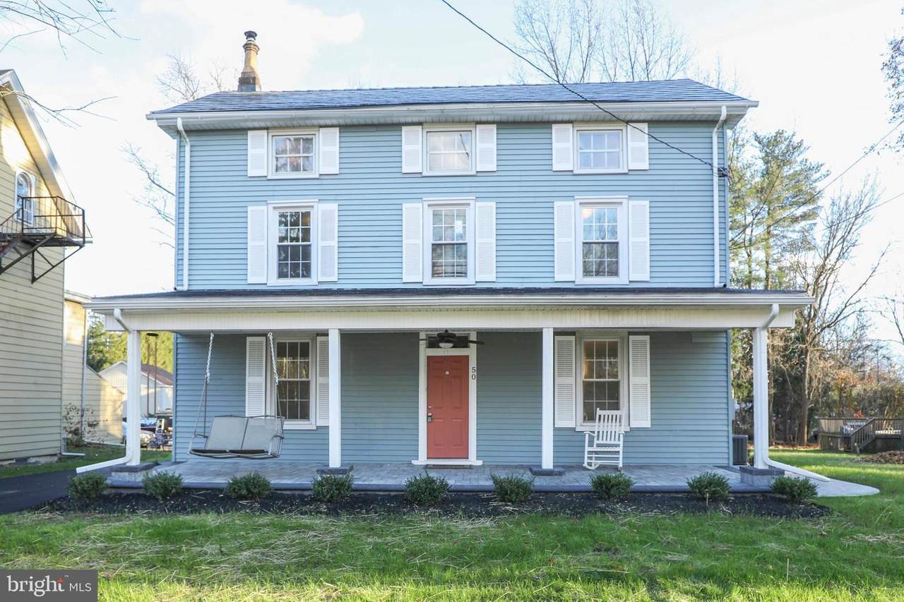 50 Mathews Avenue - Photo 1