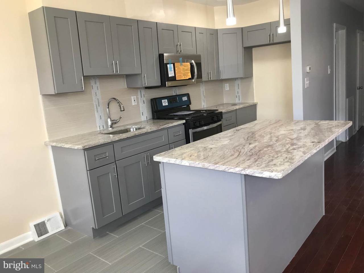 2319 Bleigh Avenue - Photo 1