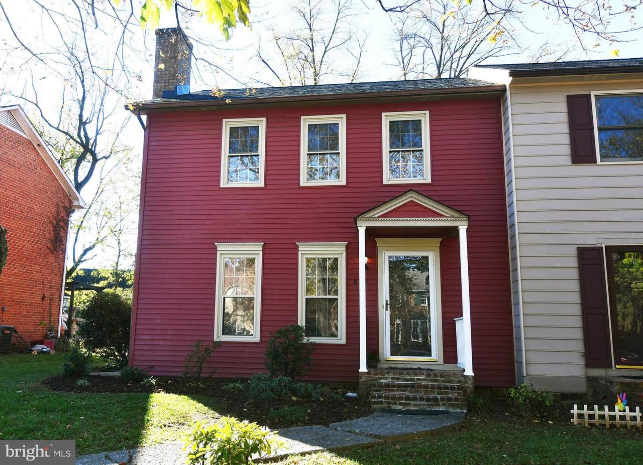 819 Appleseed Court - Photo 1