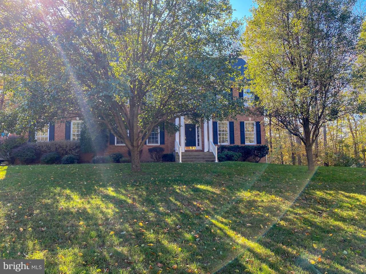 10810 Peninsula Court - Photo 1