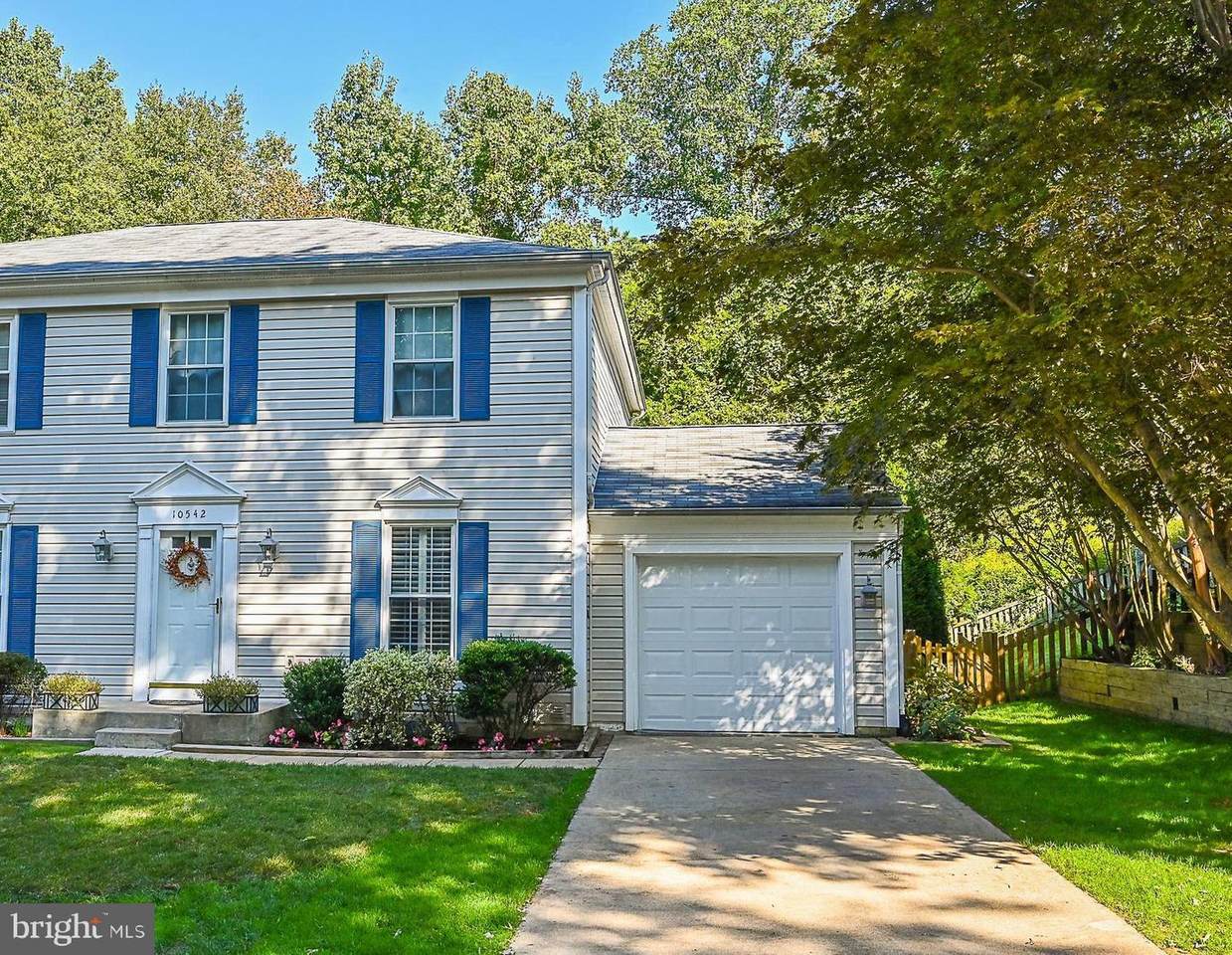 10542 Reeds Landing Circle - Photo 1