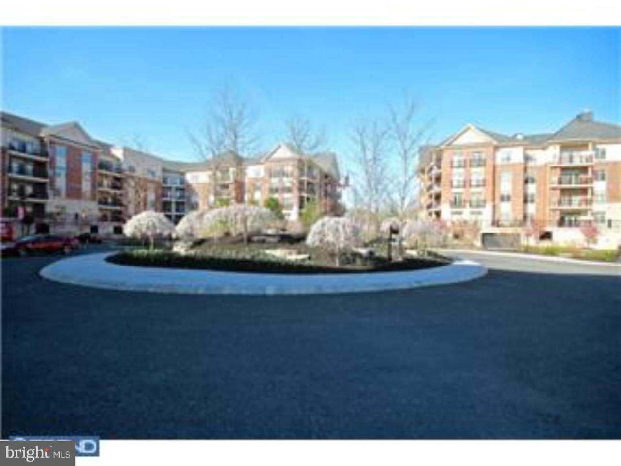 526 Carson Terrace - Photo 1