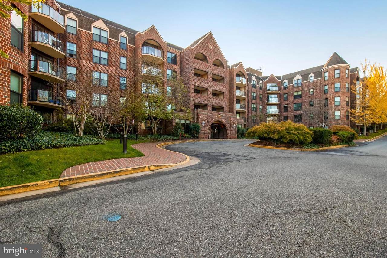 2100 Lee Highway - Photo 1
