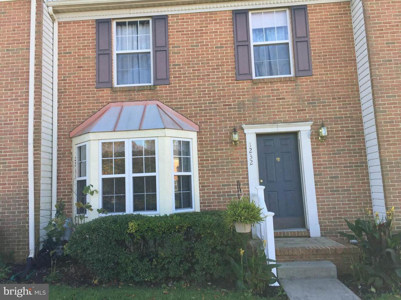 1232 Athens Court - Photo 1