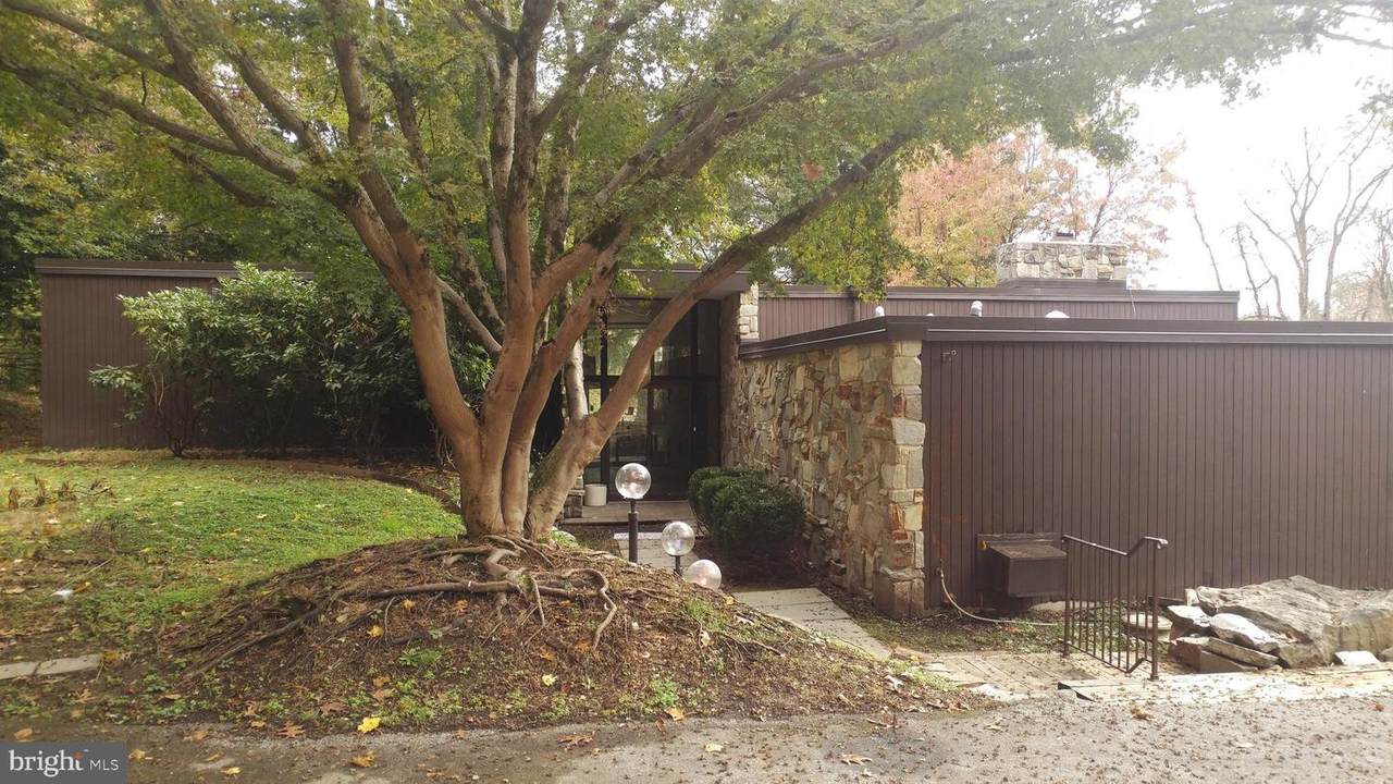 2800 George Street - Photo 1
