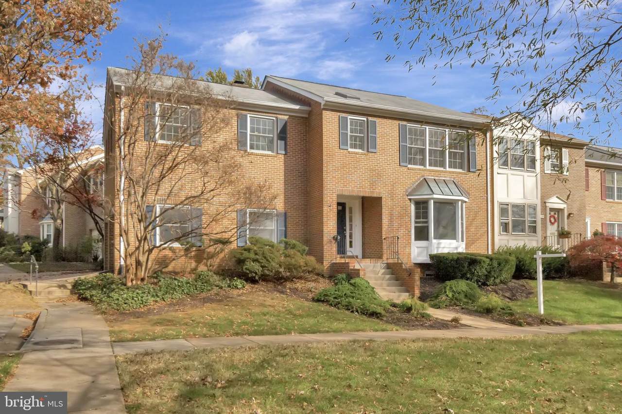 31 Oakland Street - Photo 1