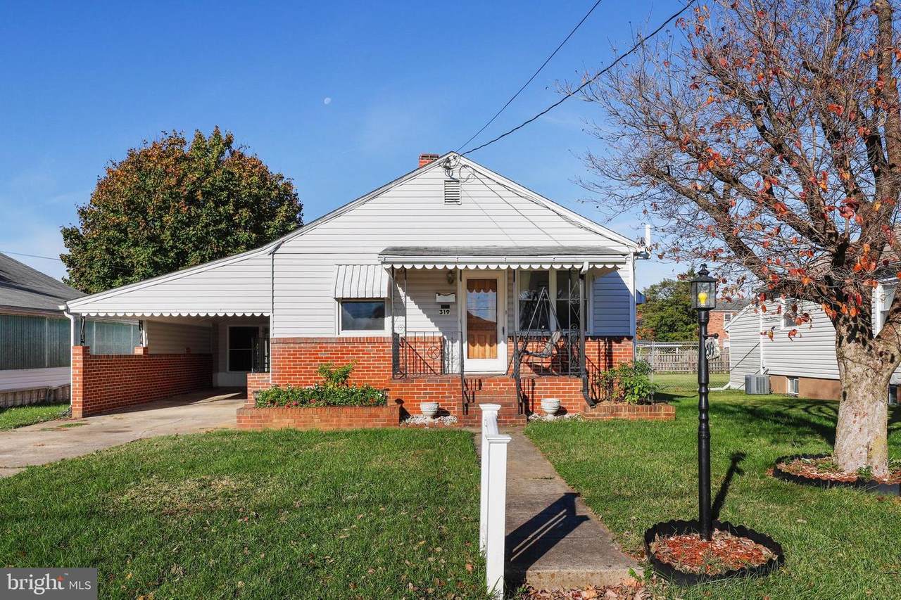 319 Redwood Avenue - Photo 1
