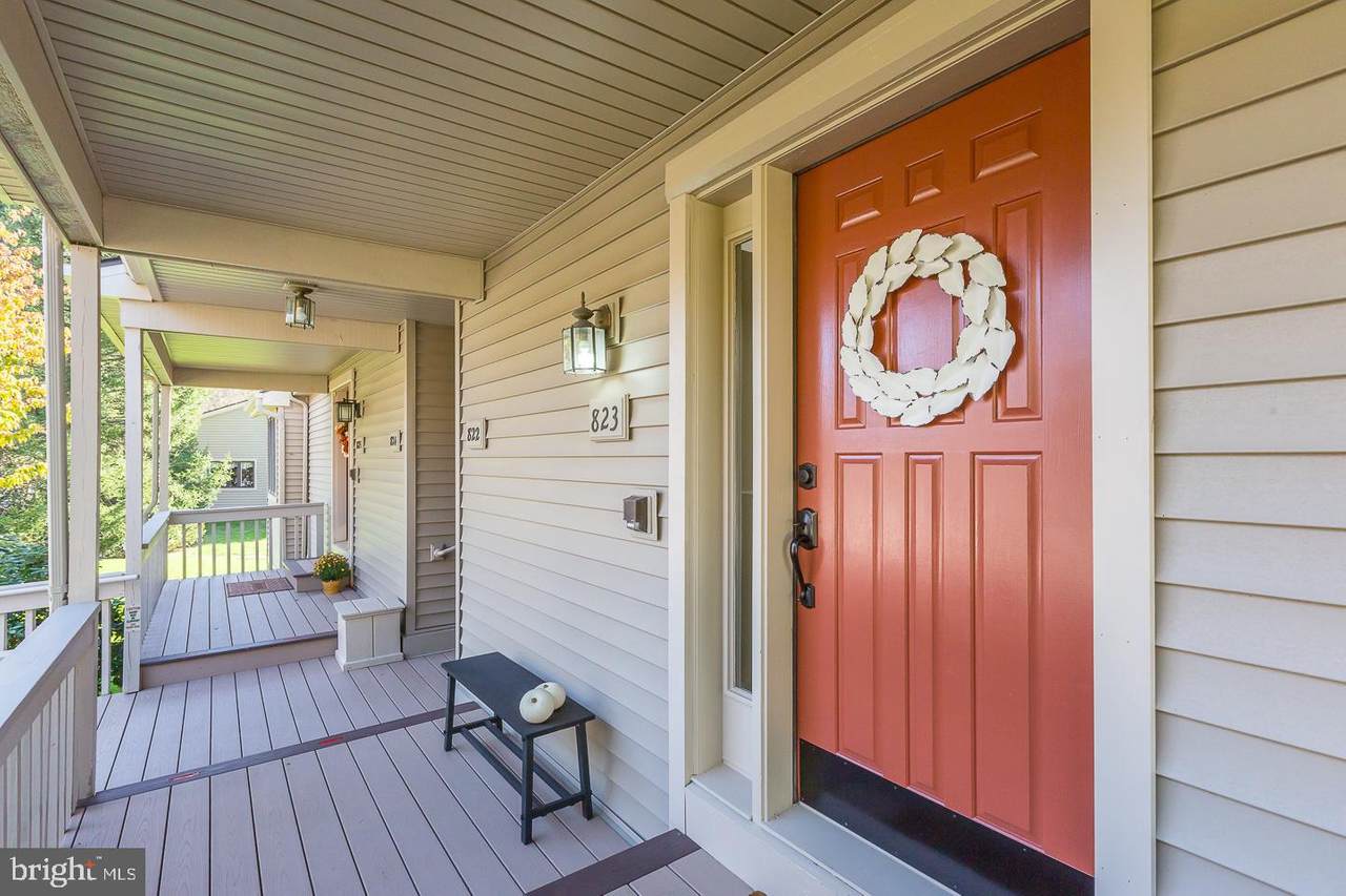 823 Jefferson Way - Photo 1