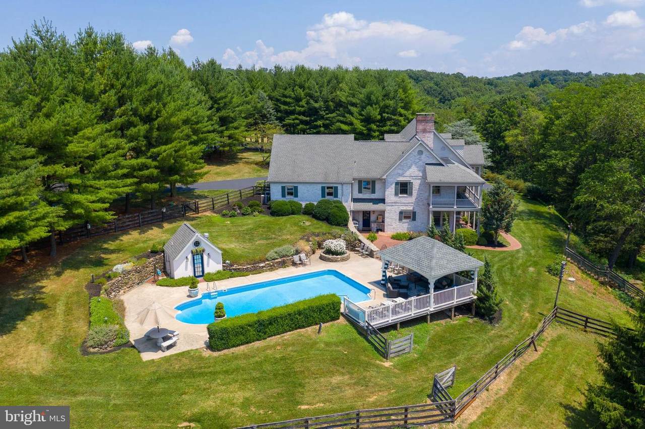 720 Aldinger Drive - Photo 1